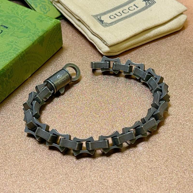 Gucci Bracelet 08yxh04 (2)