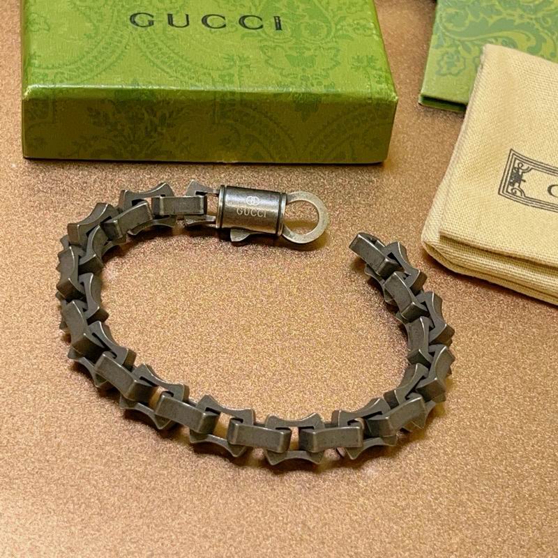 Gucci Bracelet 08yxh04 (5)