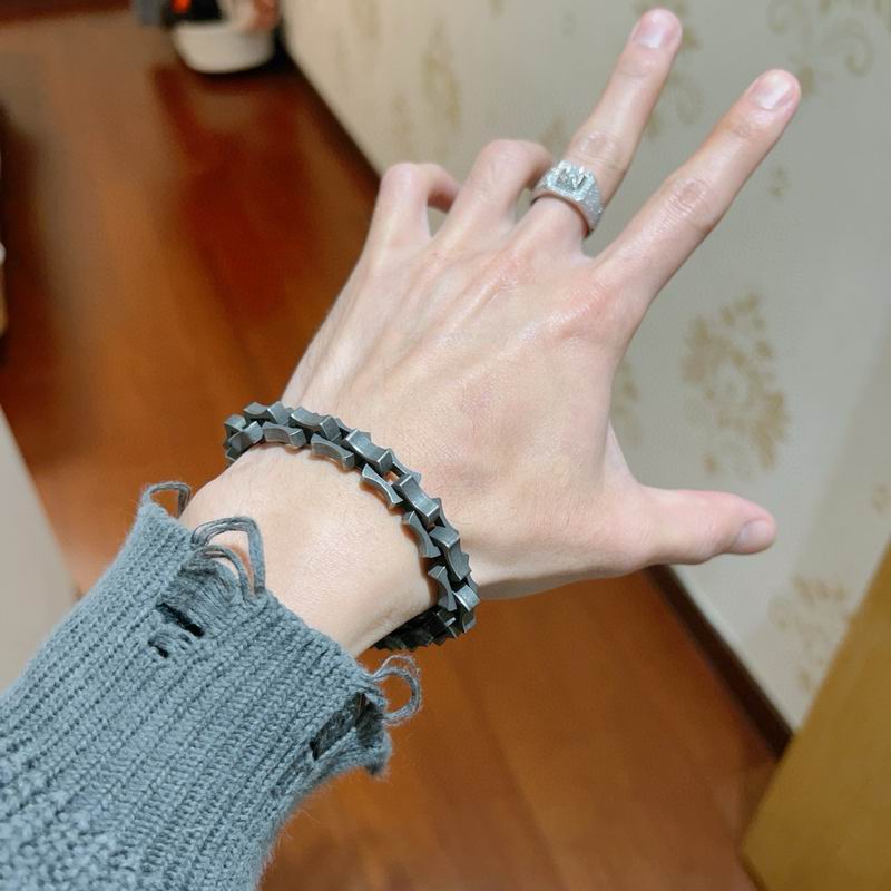 Gucci Bracelet 08yxh04 (6)