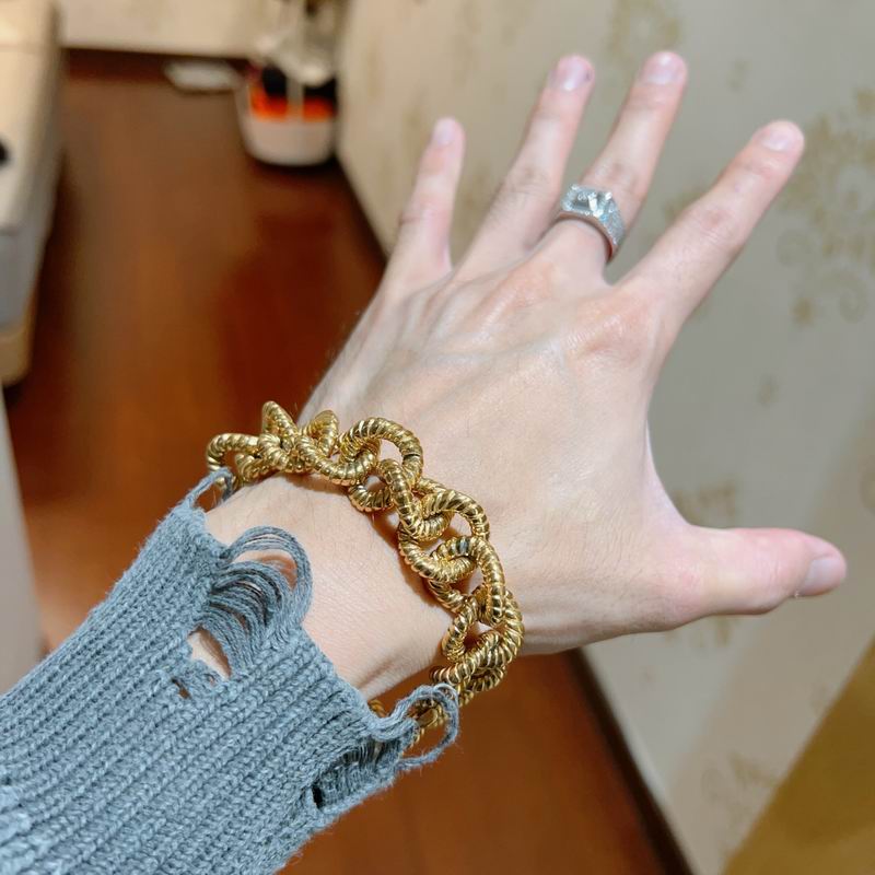 Gucci Bracelet 08yxh54 (5)