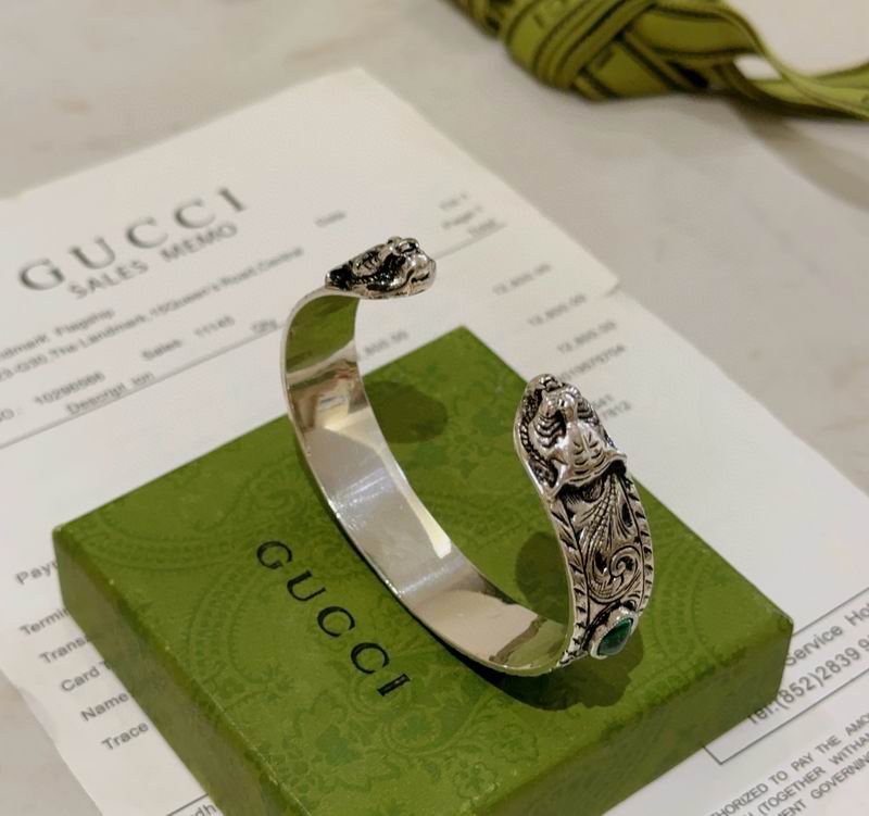 Gucci Bracelet 09yxh04 (3)