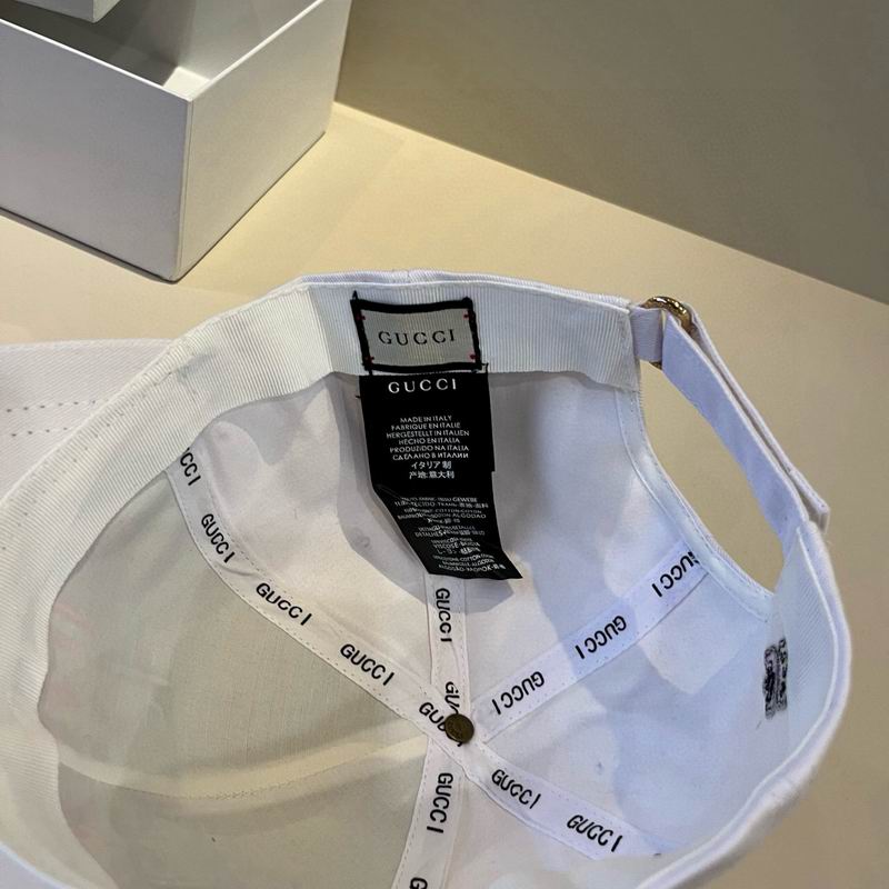 Gucci Cap (1365)