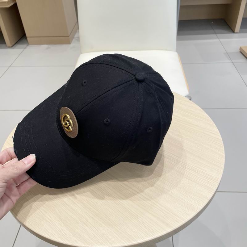 Gucci Cap (703)