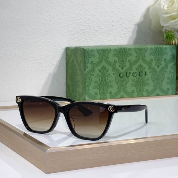 Gucci G2111S 56 15-140 c03