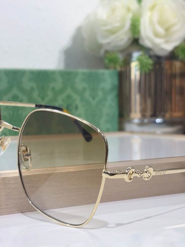 Gucci GG0879 61 18-140 c05