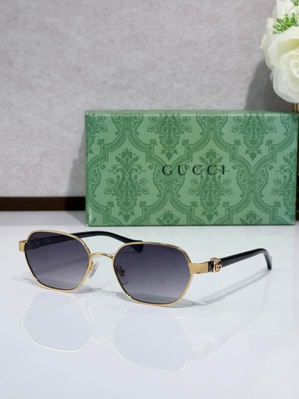 Gucci GG1593S 56 19-145 c01