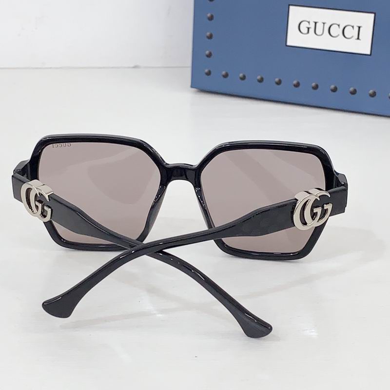 Gucci GG1646 61 15-140 b08