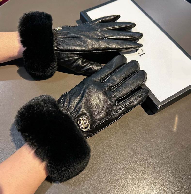 Gucci Gloves M L 24 (1)