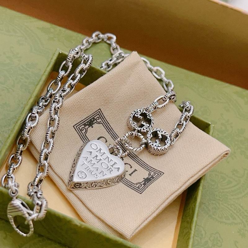 Gucci Necklace 07yxh70 (8)