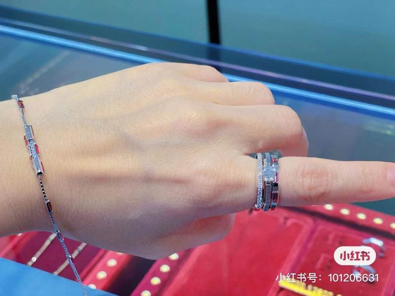 Gucci Ring 07yxh10 (6)