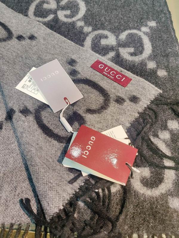 Gucci Scarf 45X200cm 100%羊绒 E27 (51)