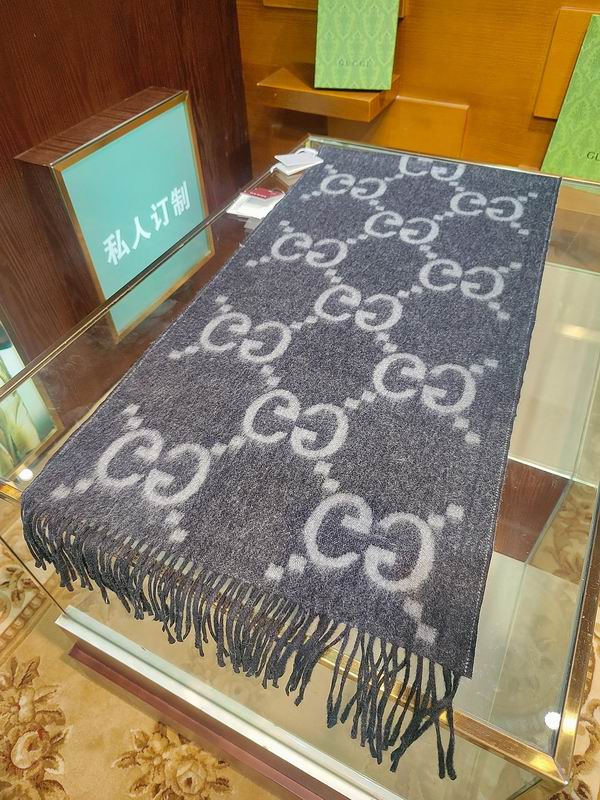 Gucci Scarf 45X200cm 100%羊绒 E27 (54)