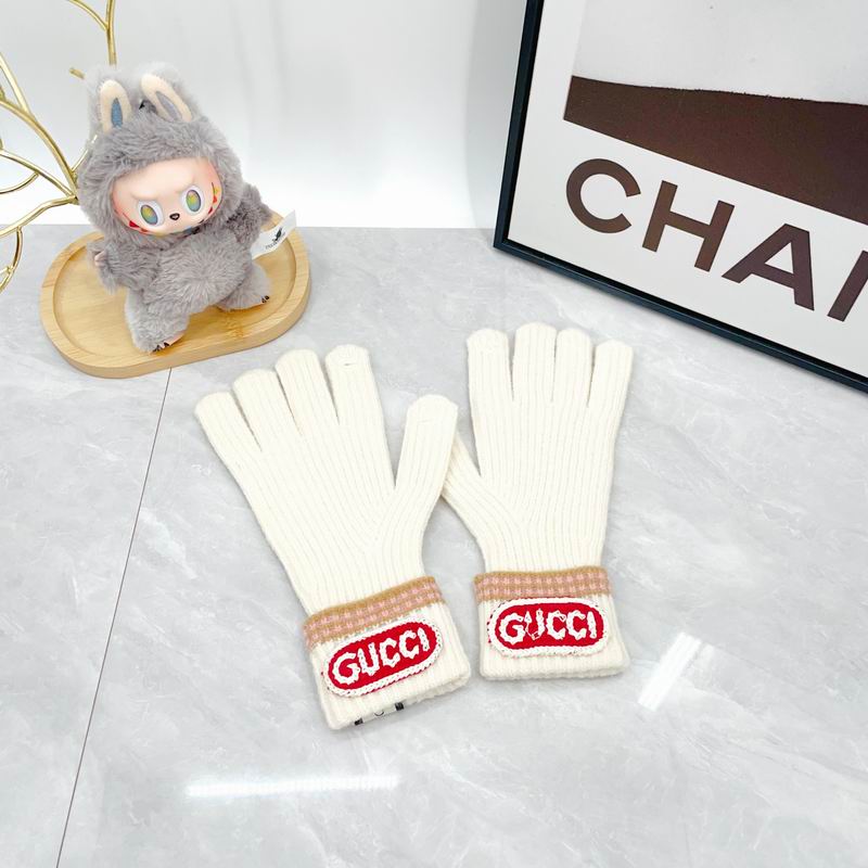 Gucci Scarf Hat Gloves dx (252)