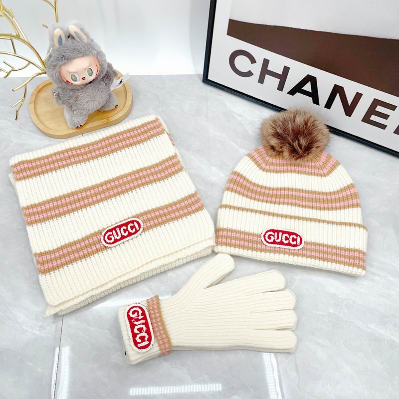 Gucci Scarf Hat Gloves dx (253)