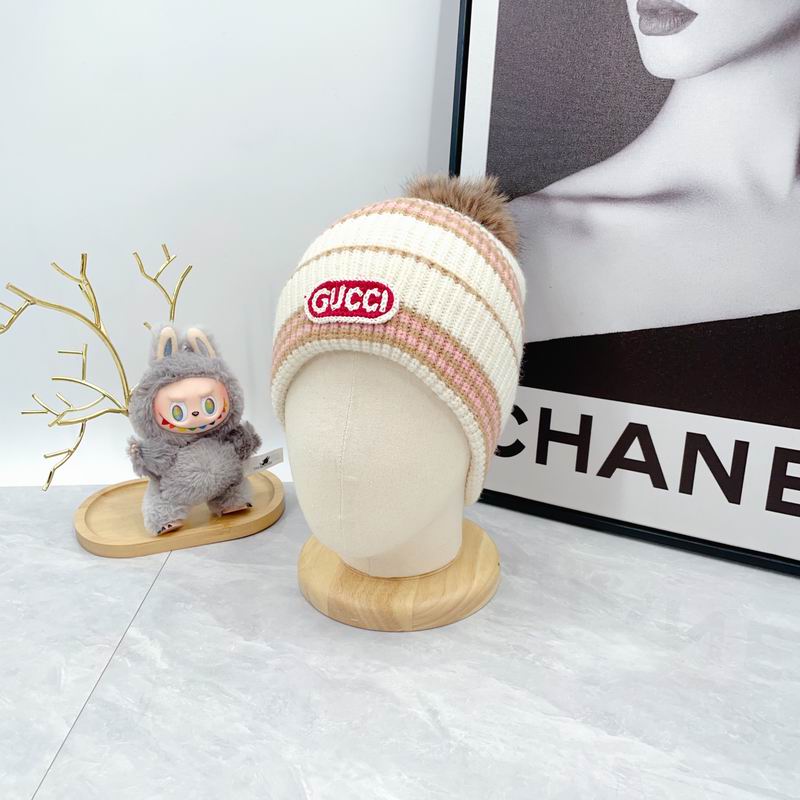 Gucci Scarf Hat Gloves dx (254)