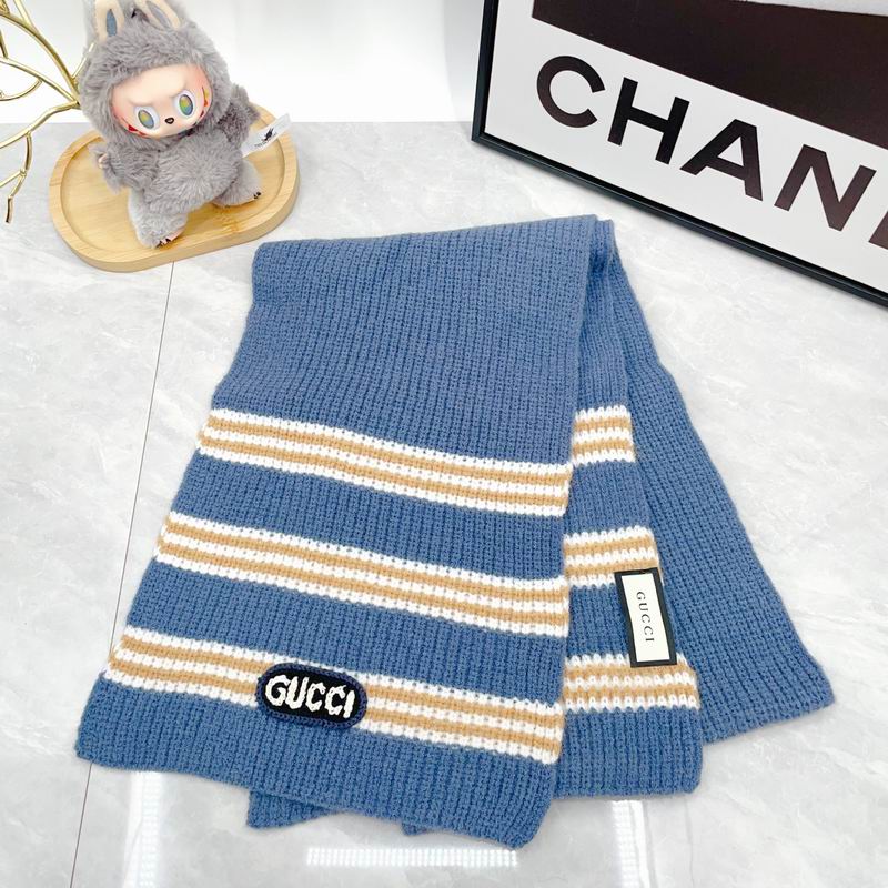 Gucci Scarf Hat Gloves dx (257)
