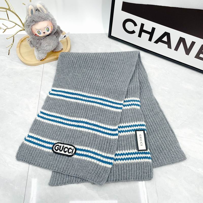 Gucci Scarf Hat Gloves dx (266)
