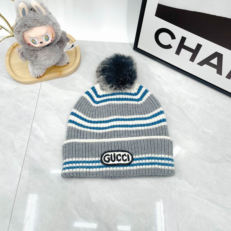 Gucci Scarf Hat Gloves dx (268)