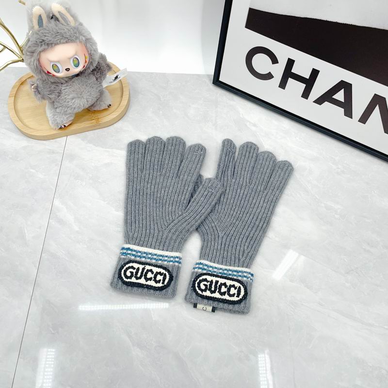 Gucci Scarf Hat Gloves dx (270)