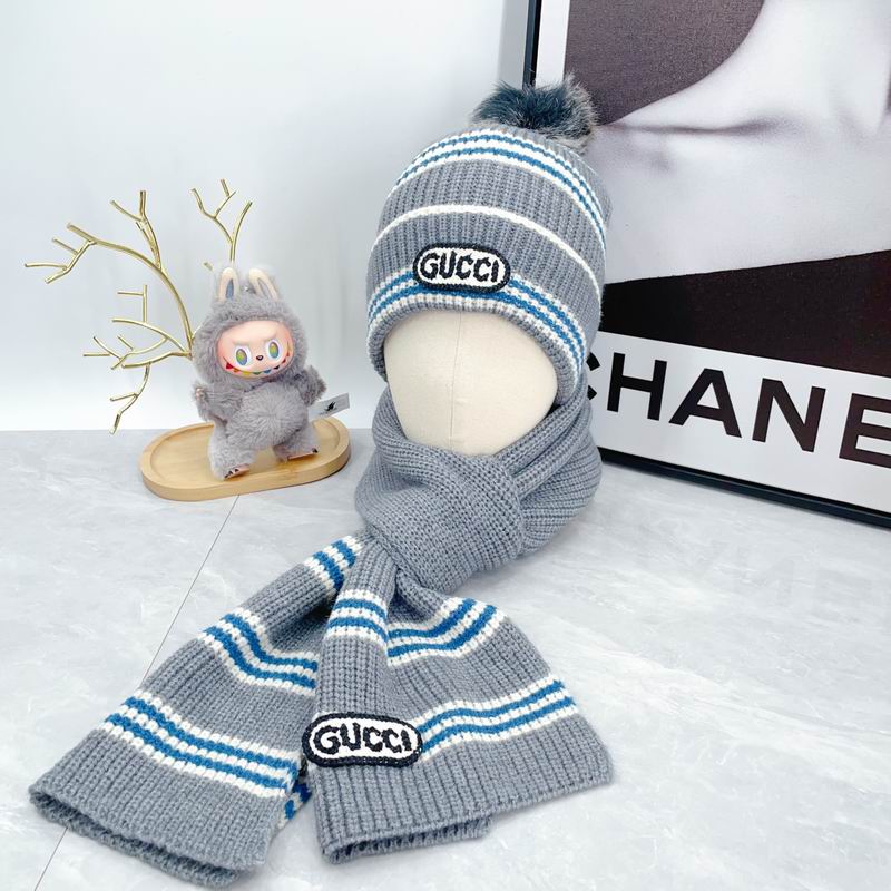 Gucci Scarf Hat Gloves dx (273)