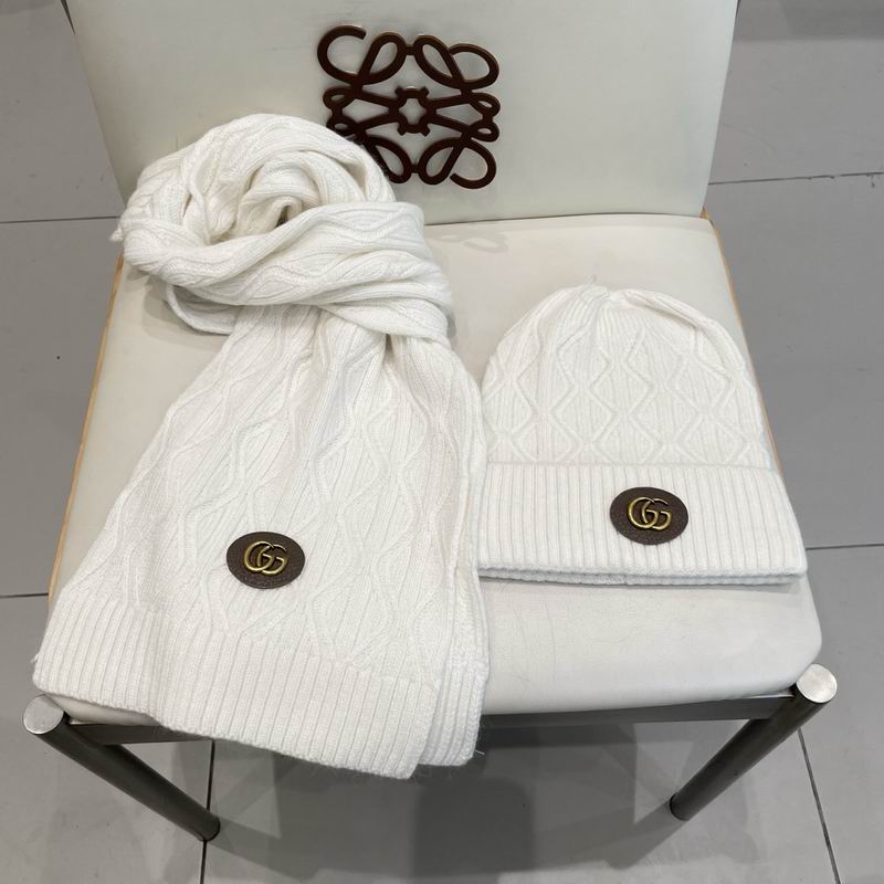 Gucci Scarf hat (577)