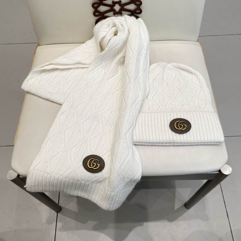 Gucci Scarf hat (581)
