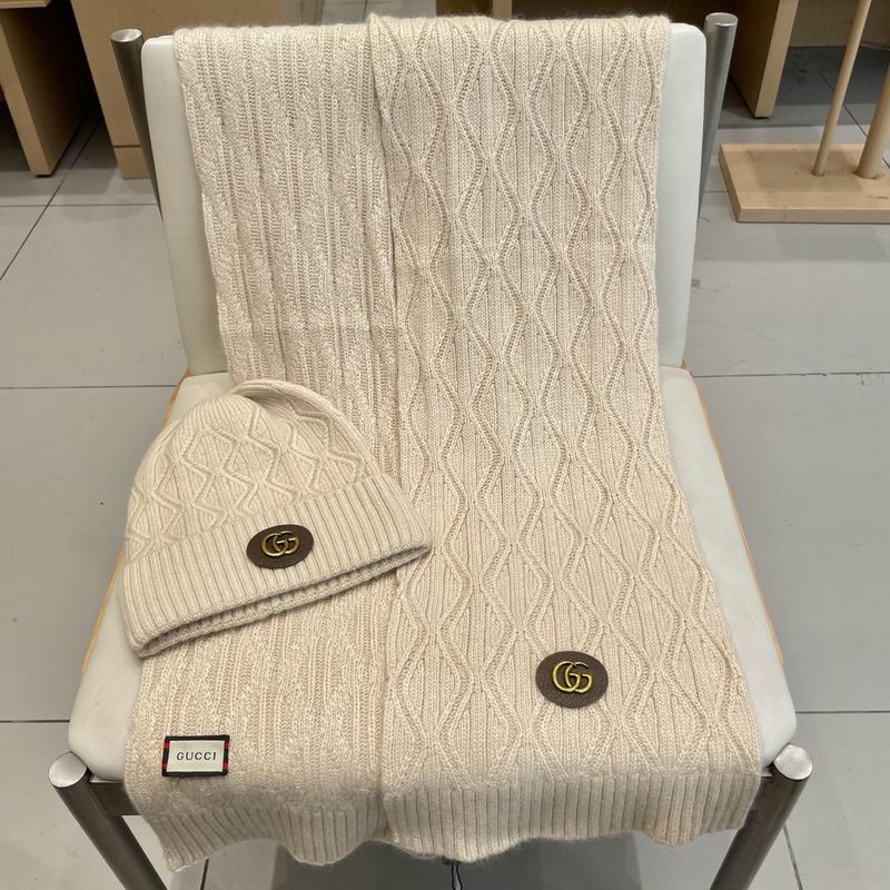 Gucci Scarf hat (602)