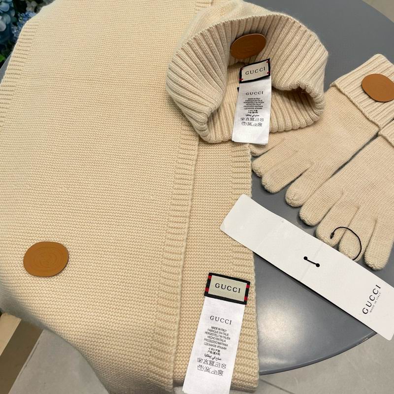 Gucci Scarf hat Gloves (408)
