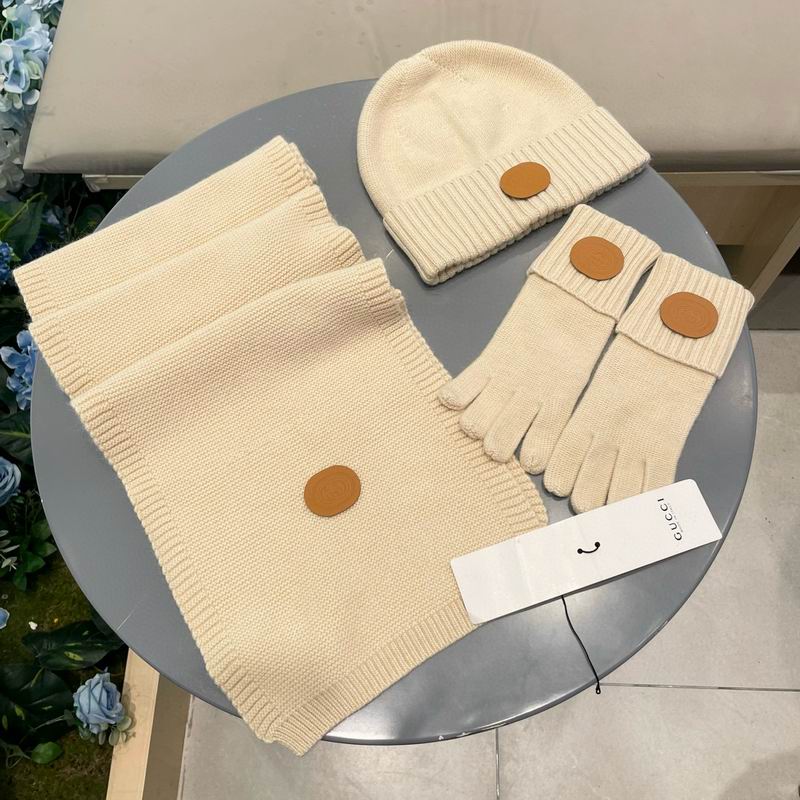 Gucci Scarf hat Gloves (413)