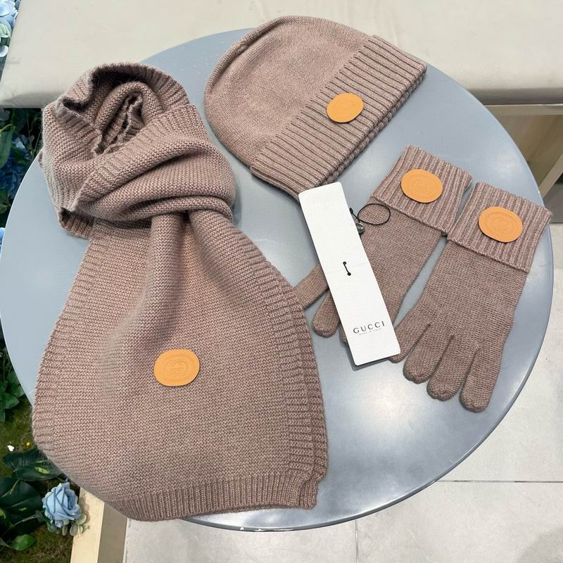Gucci Scarf hat Gloves (421)