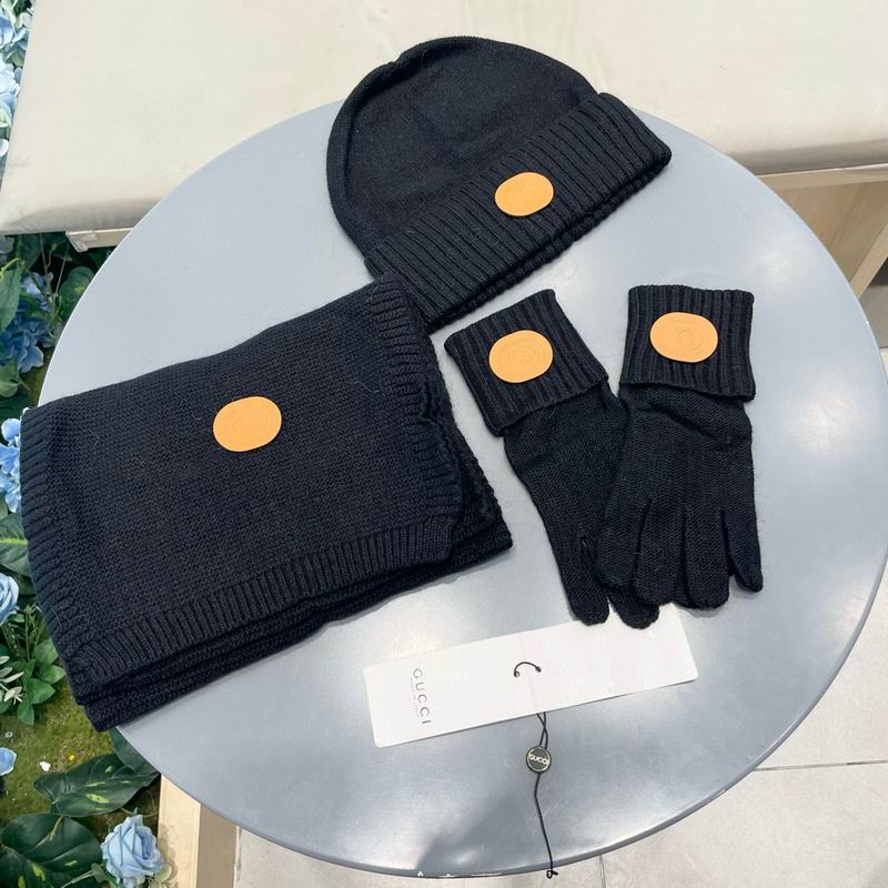Gucci Scarf hat Gloves (433)