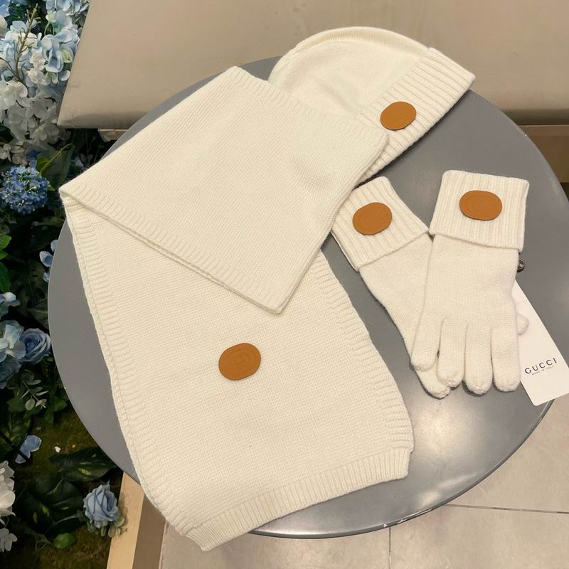 Gucci Scarf hat Gloves (440)