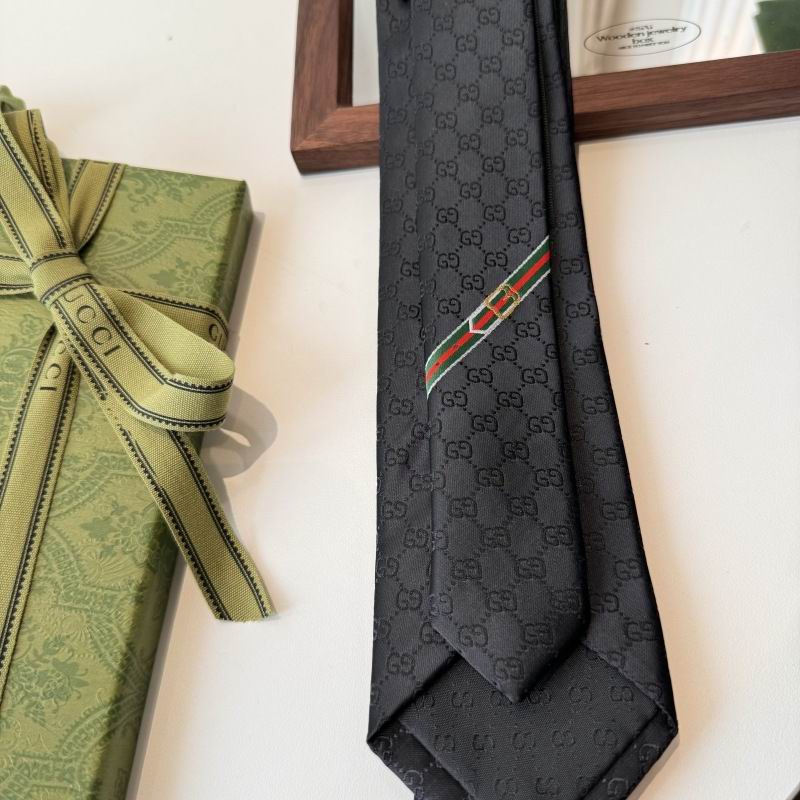 Gucci Tie hm (42)