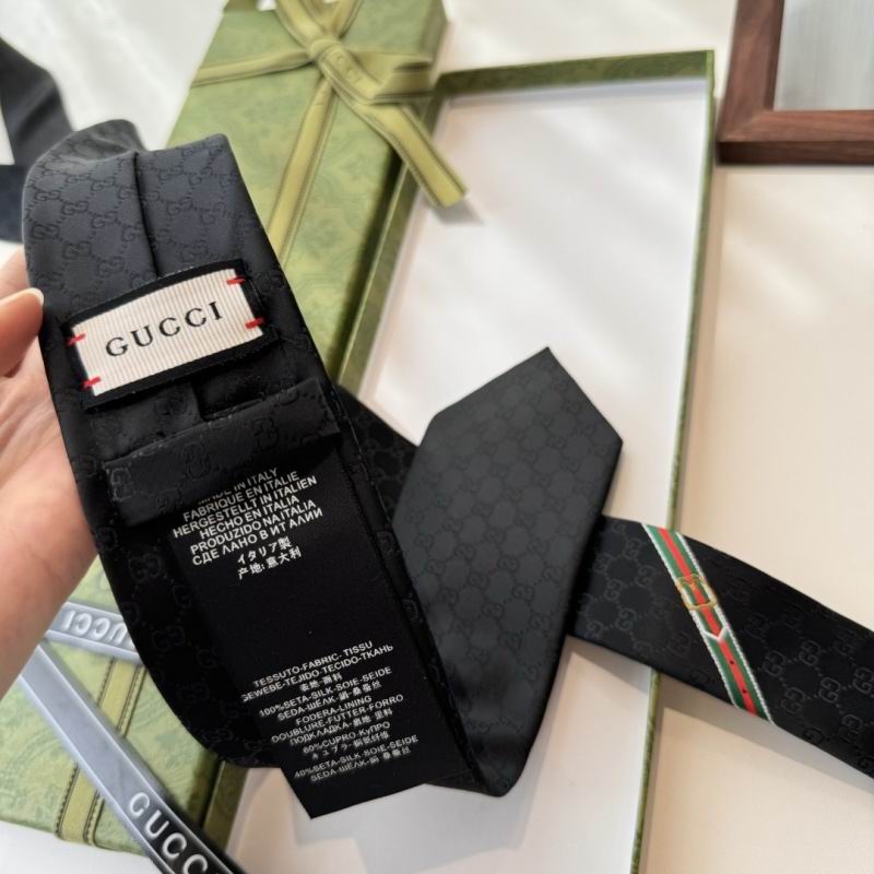 Gucci Tie hm (43)