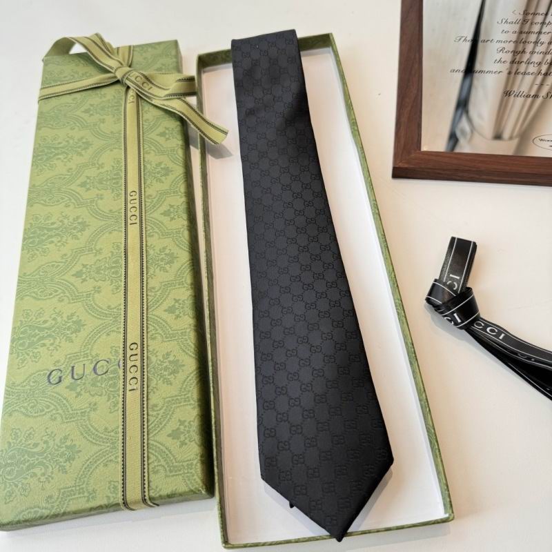 Gucci Tie hm (46)