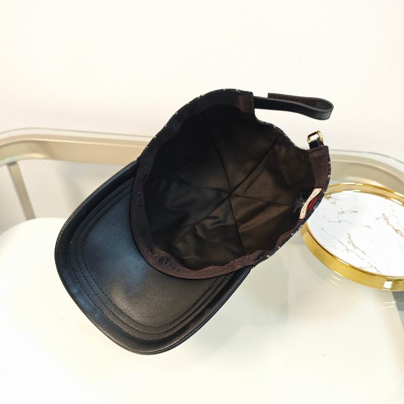 Gucci cap（高版本）dx (531)