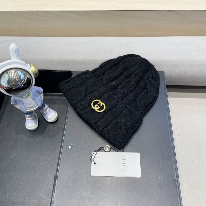 Gucci hat (1202)