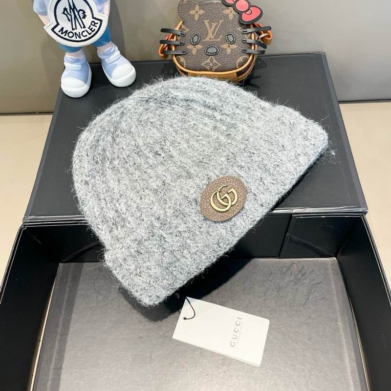 Gucci hat (2110)