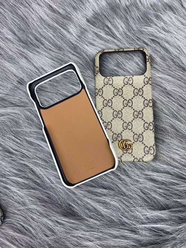 Gucci iPhone 17 Pro Max 14 (3)