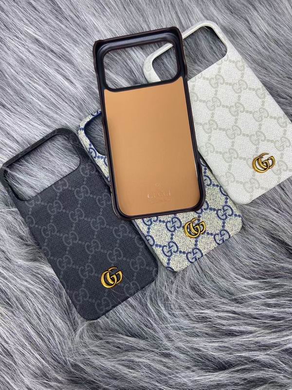 Gucci iPhone 17 Pro Max 14 (5)
