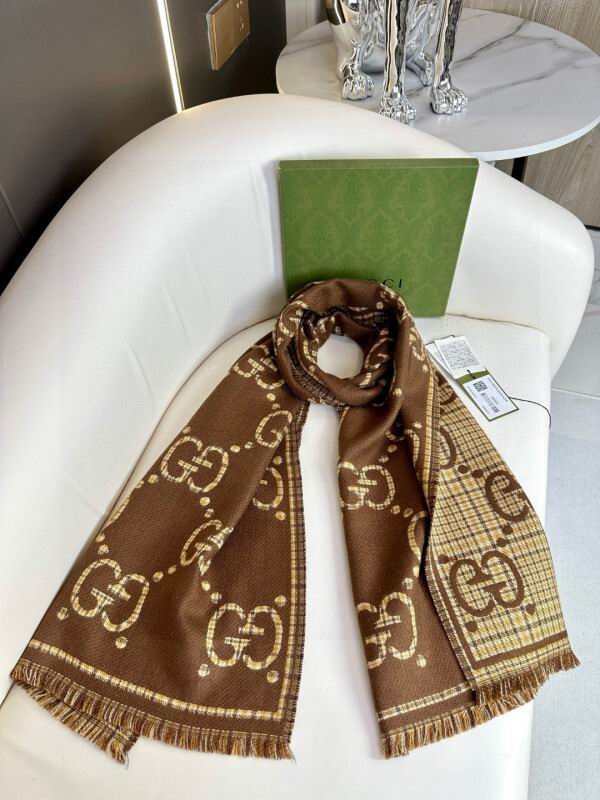 Gucci scarf hm (106)