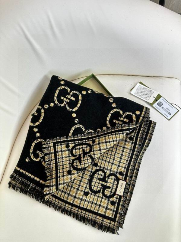 Gucci scarf hm (107)