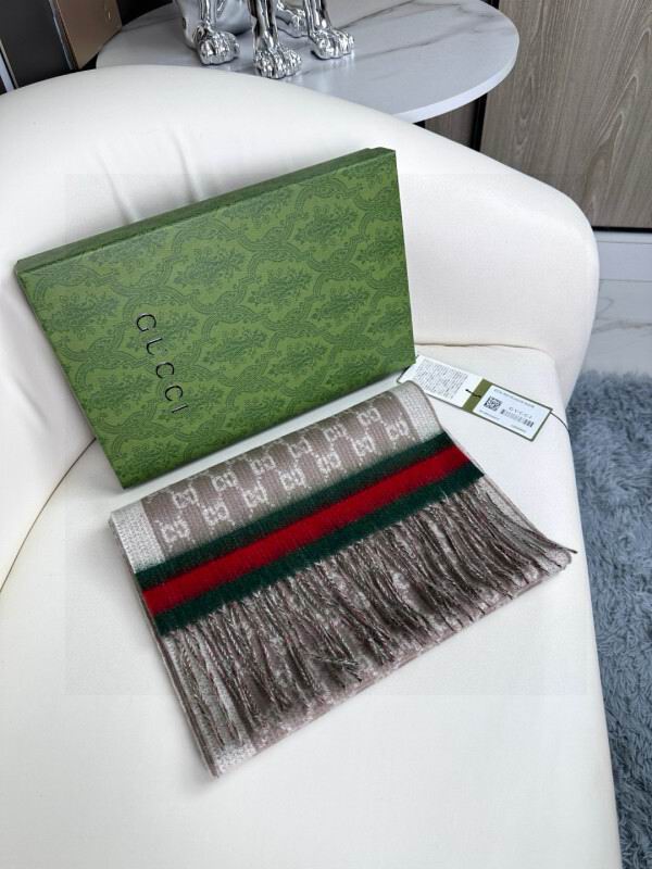 Gucci scarf hm (98)
