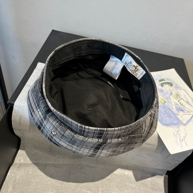 Hermes Beret (777)