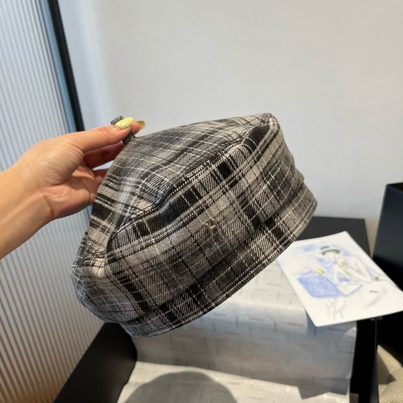 Hermes Beret (779)