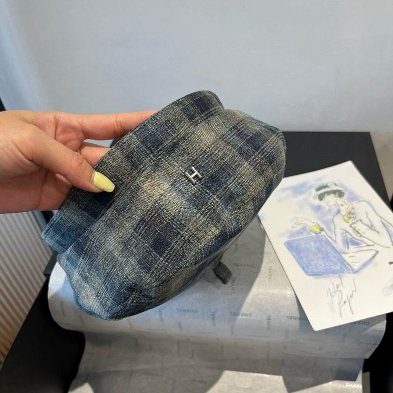Hermes Beret (792)