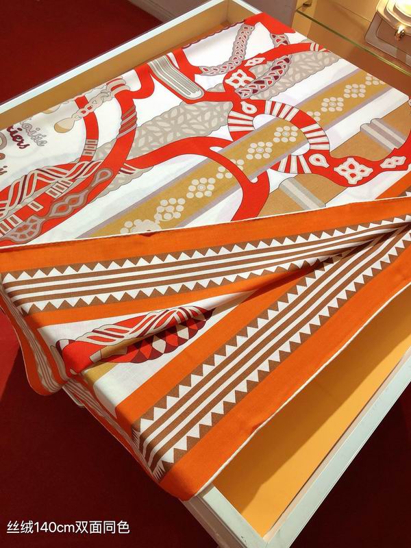 Hermes Scarf  140X140cm 70%羊绒30%真丝 E37 (20)