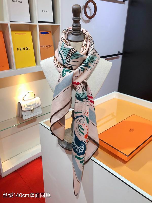 Hermes Scarf 140X140cm 70%羊绒 30%真丝 E07 (1)