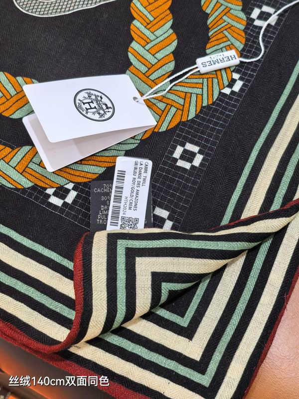 Hermes Scarf 140X140cm 70%羊绒 30%真丝 E11 (20)