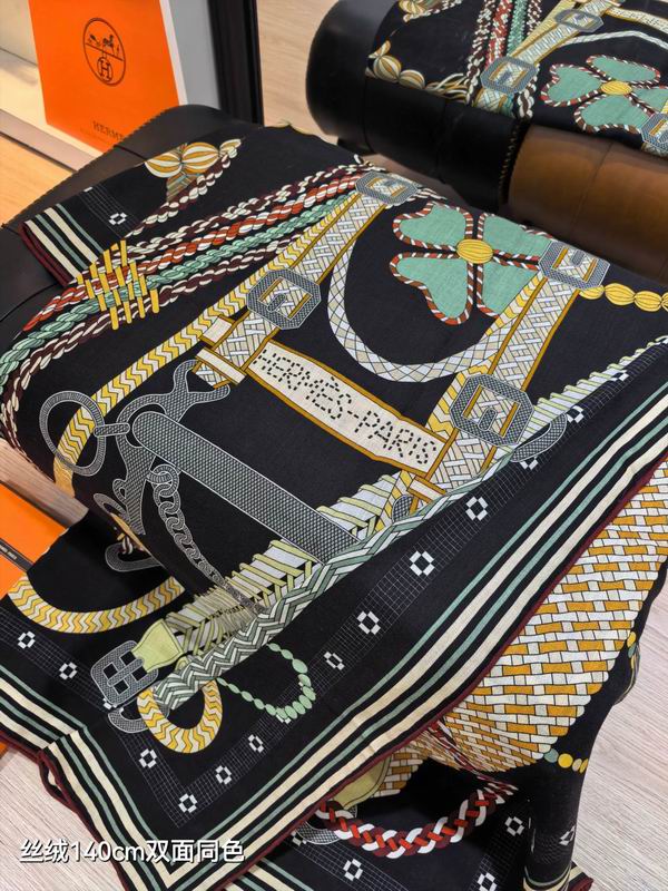 Hermes Scarf 140X140cm 70%羊绒 30%真丝 E11 (21)